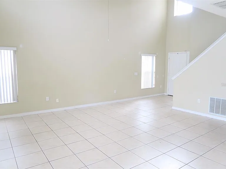 105 Owenshire Cir — Photo 2