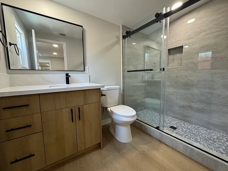 8932 Grand Ave — Photo 24
