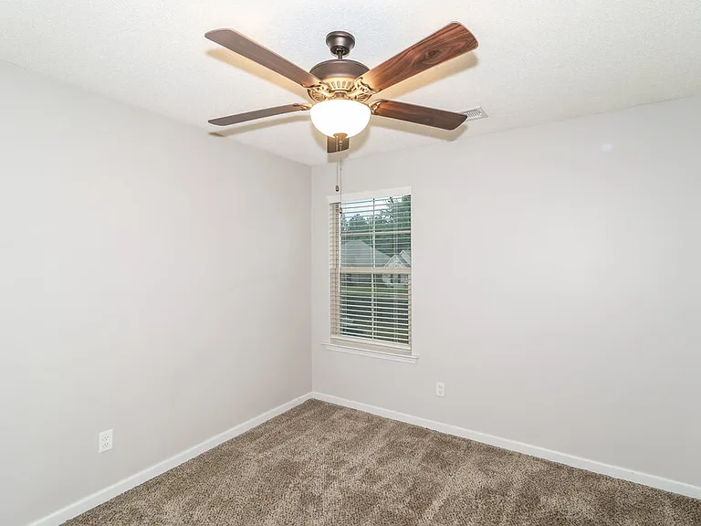 9464 Cayuga Loop — Photo 13
