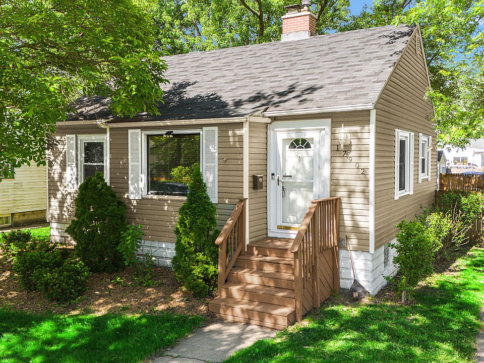 1st image of 17902 Community St