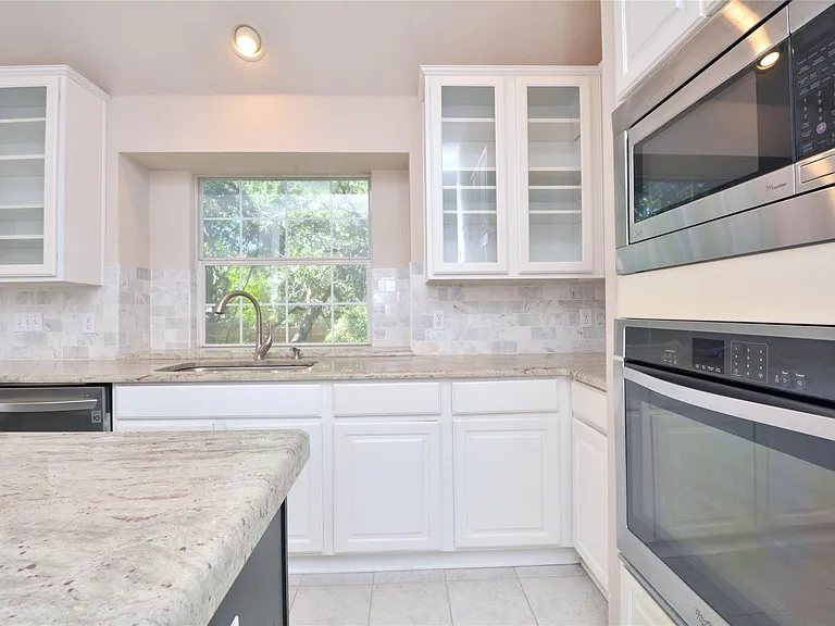 11509 Leon Grande Cv — Photo 11