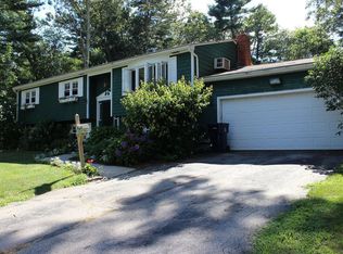 204 Edmond Dr, North Kingstown, RI 02852