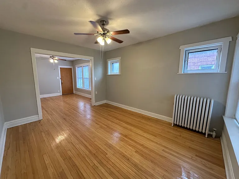 5219 N Christiana Ave — Photo 2