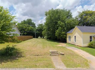 1319 N 14th St, Fort Smith, AR 72901
