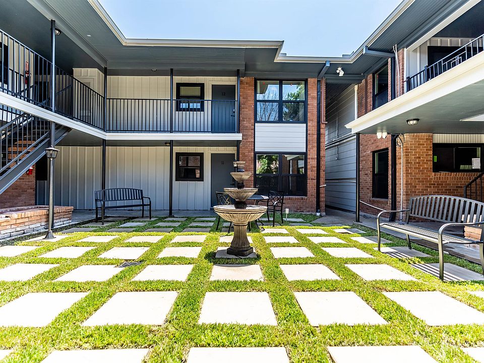 1st image of 1602 Bonnie Brae St #11495504