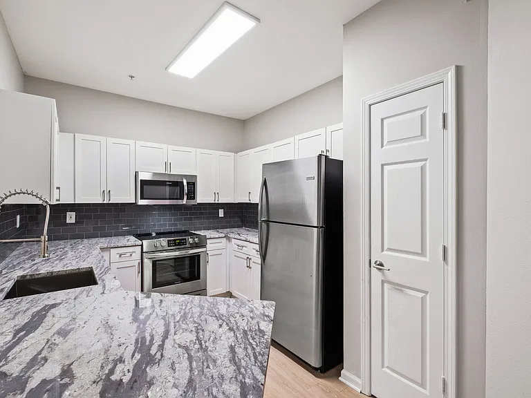 Highlands at Alexander Pointe — Photo 15