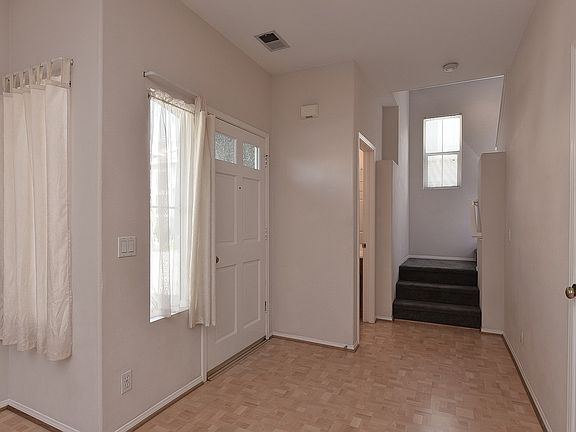 4th image of 1741 Sunflower Ave #B