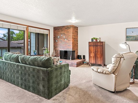 3rd image of 12153 SE 104th Ct