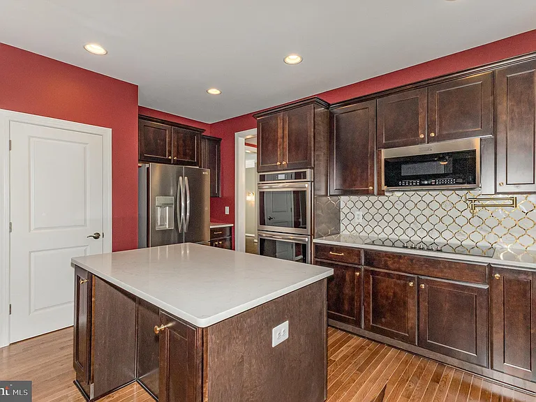 2114 Jellico Ct — Photo 9