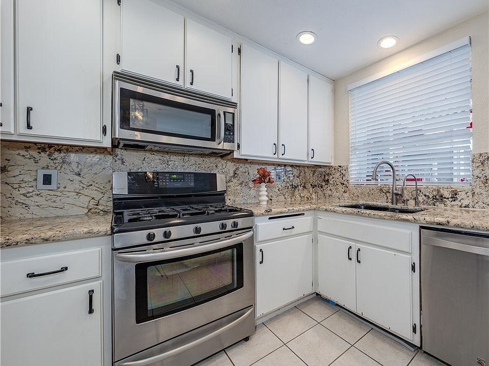 1st image of 10371 Garden Grove Blvd APT 30
