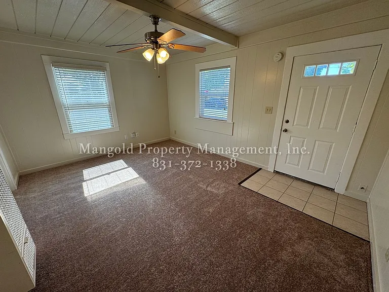611arch — Photo 2
