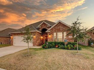 3225 Hollow Branch Dr, Royse City, TX 75189