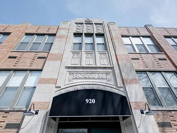 2nd image of 920 E 62nd St Unit M-1