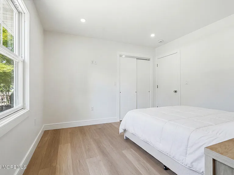 19 Roslyn Dr — Photo 19