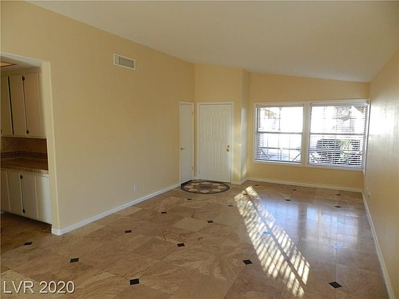 5th image of 6213 Saginaw Dr