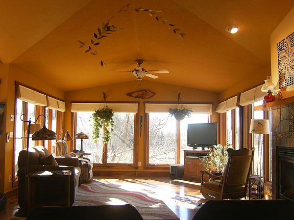  Floor to ceiling windows