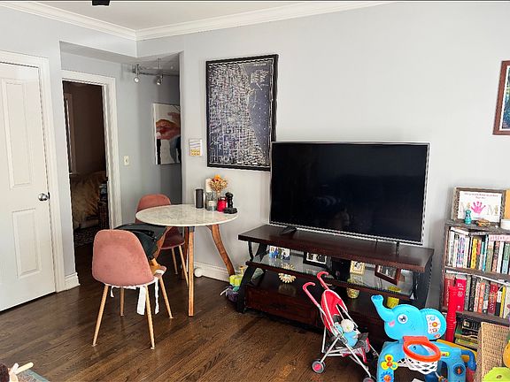 3rd image of 3551 N Hamilton Ave #1