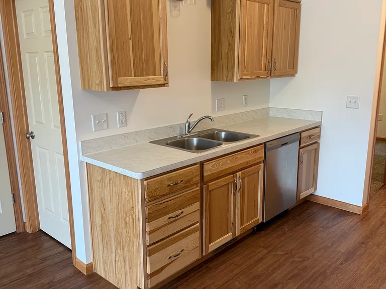 420 Johnston St #2 — Photo 7