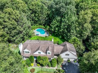 13 Deerfield Rd, Brookfield, CT 06804