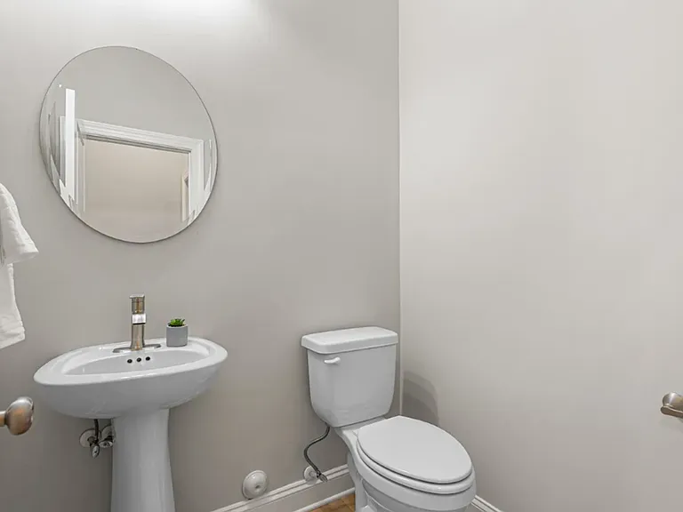 City Pointe Townhomes — Photo 11