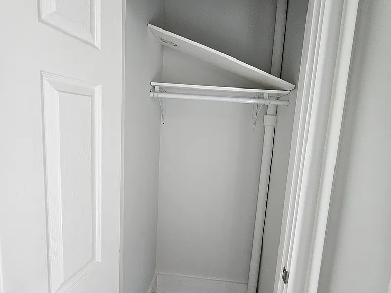 499 Beacon St #9 — Photo 6