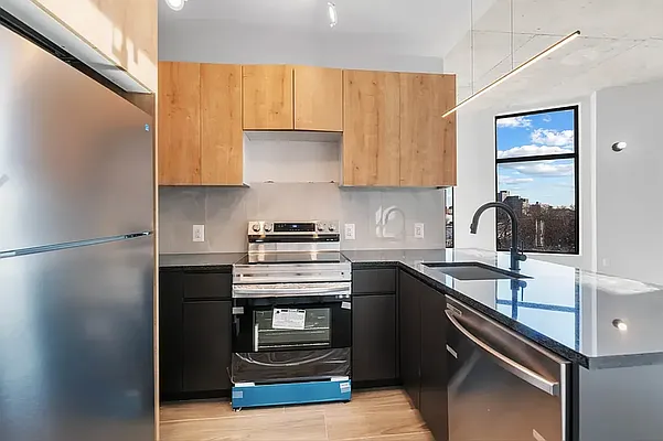 Rented by Living New York | media 9