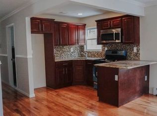 3059 Edson Ave, Bronx, NY 10469