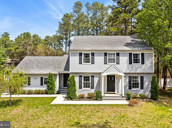 19 Cobblestone Ln, Shamong, NJ 08088