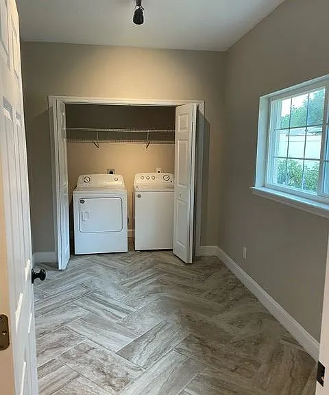 3074 W Hampshire Blvd — Photo 16