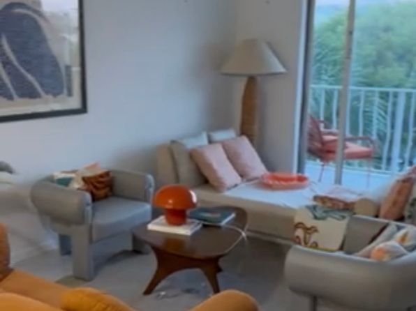 500 Executive Center Dr