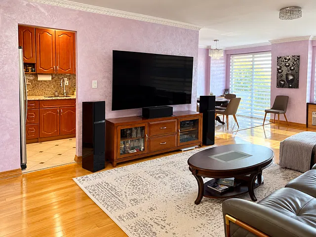 2 bed, 1000 sqft, $3,400 — Photo 4