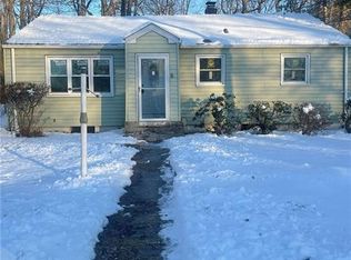 6 Mayfair Rd, Bloomfield, CT 06002