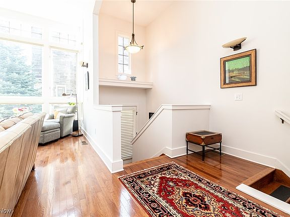 4th image of 2407 Derbyshire Ct