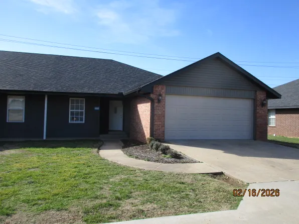 2302 W Oak Park Pl #B, Rogers, AR 72758