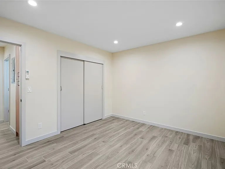 18748 Collins St — Photo 37