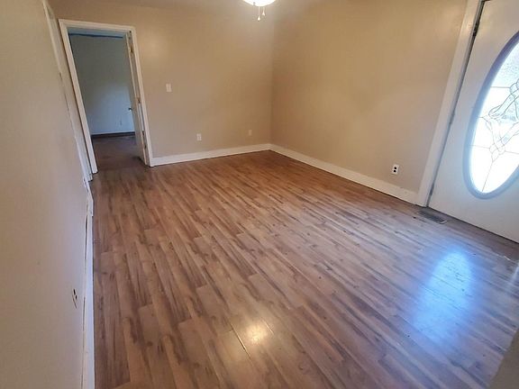 4th image of 106 Woodlawn Dr