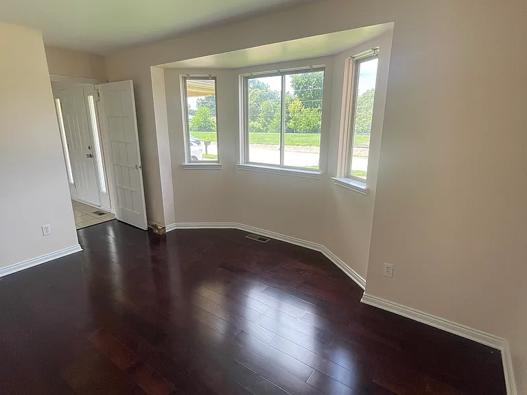 32868 Northpointe Dr — Photo 18