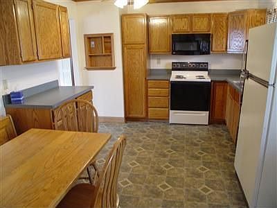 4th image of 311 Carol Ln