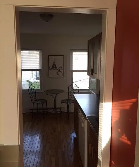 917 Literary Rd #B — Photo 3