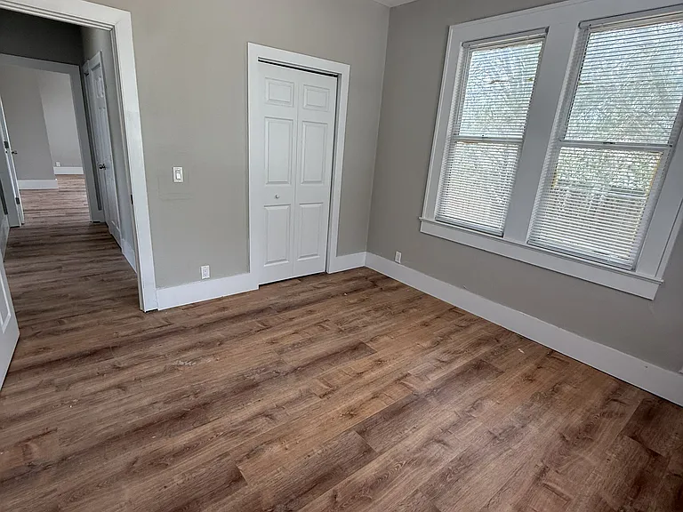 622 Pink Apartment Rd — Photo 11