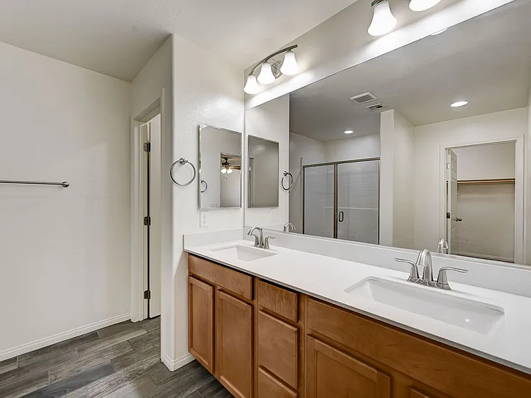 12525 Skylight View St — Photo 23