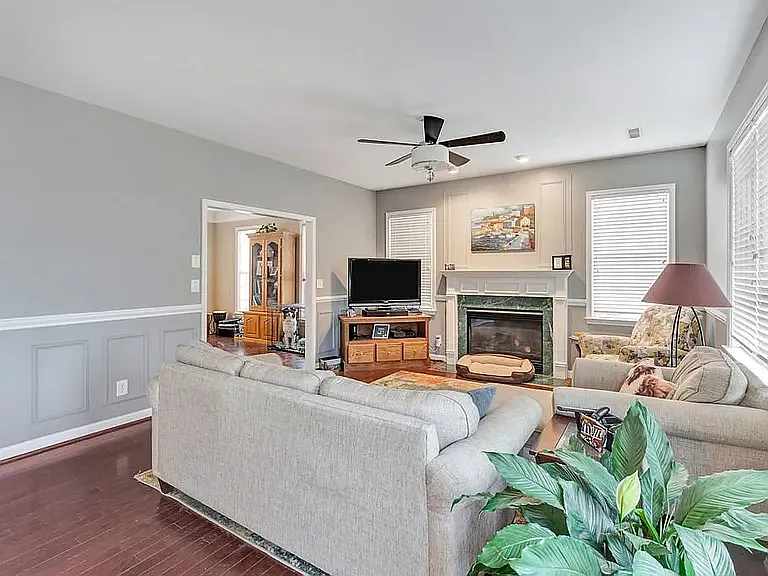 3383 Turnberry Cir — Photo 10