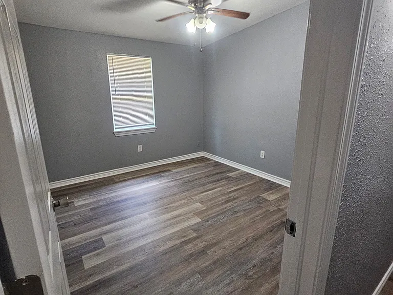 3818 E Young St — Photo 5