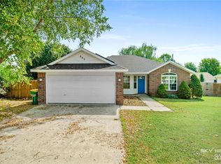 660 Gamble Rd, Centerton, AR 72719