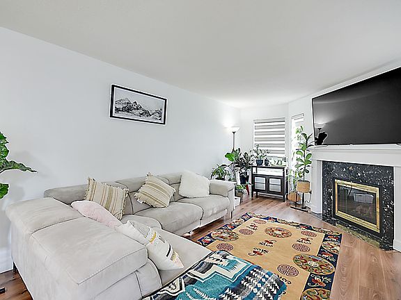 3rd image of 10721 139th St #204