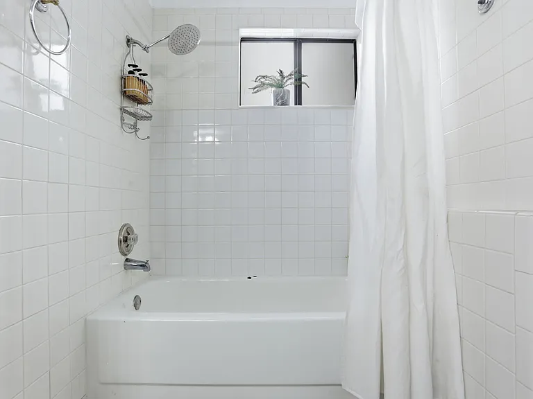 8112 Scottshill — Photo 15
