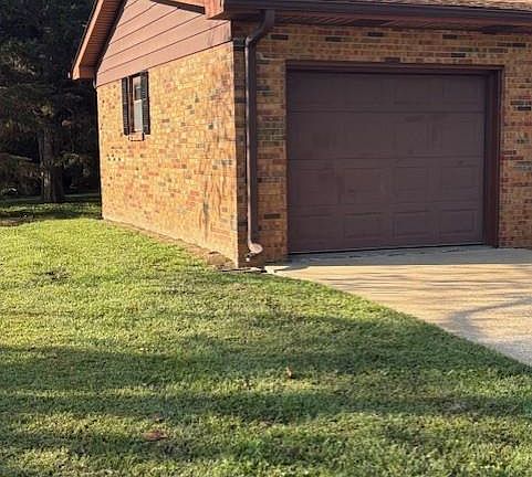 3rd image of 2418 College Ave