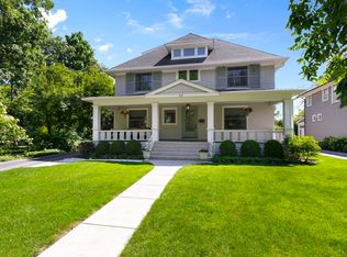 412 Cumnor Rd, Kenilworth, IL 60043