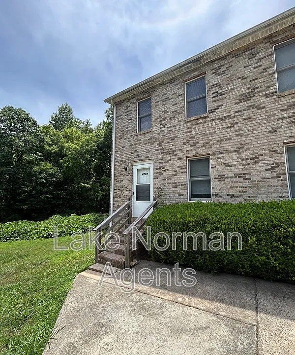 4709 Grassy Creek Rd