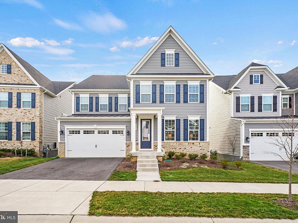 1st image of 2677 Orchard Oriole Way